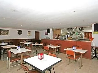 Hotell Xacobeo O Outeiro